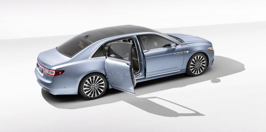  Lincoln Continental 80th Anniversary Coach Door Edition 2019 года  (фото 3 из 54)